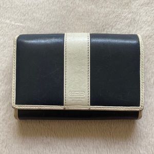 COACH (Authentic) Vintage Genuine Leather Wallet